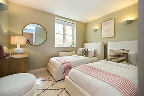 Chiswick Views & Space Elegant 3bdr Duplex With Parking