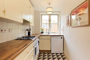 Chiswick Views & Space Elegant 3bdr Duplex With Parking