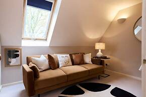 Chiswick Views & Space Elegant 3bdr Duplex With Parking