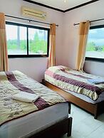 CET Resort & Rayong Padelcenter