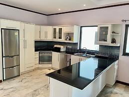 CET Resort & Rayong Padelcenter