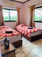 CET Resort & Rayong Padelcenter