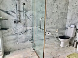 CET Resort & Rayong Padelcenter