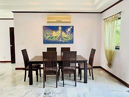 CET Resort & Rayong Padelcenter