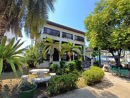 CET Resort & Rayong Padelcenter