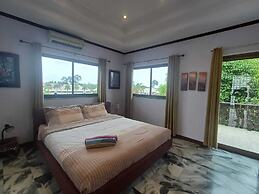 CET Resort & Rayong Padelcenter