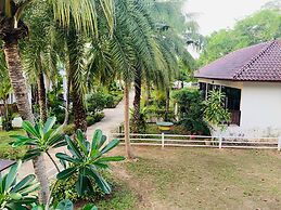 CET Resort & Rayong Padelcenter