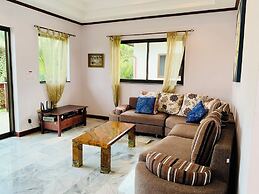 CET Resort & Rayong Padelcenter