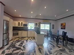 CET Resort & Rayong Padelcenter