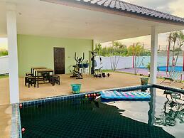 CET Resort & Rayong Padelcenter