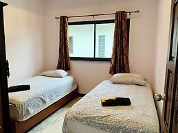 CET Resort & Rayong Padelcenter