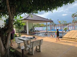 CET Resort & Rayong Padelcenter