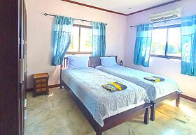 CET Resort & Rayong Padelcenter