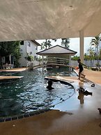 CET Resort & Rayong Padelcenter