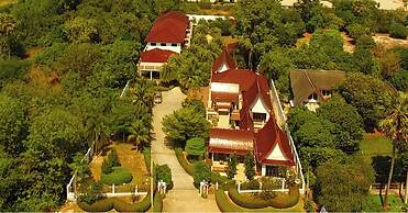 CET Resort & Rayong Padelcenter