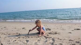 CET Resort & Rayong Padelcenter