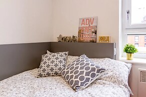 Student Only Globe Works