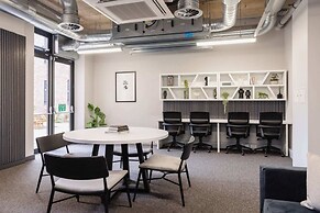 Student Only Globe Works