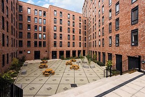 Student Only Globe Works