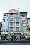 Hotel Pleasure