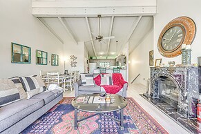 Walk to Dtwn Ruidoso: Mtn-view Condo w/ Pool!