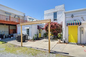Community Courtyard & Fireplace: Cowan Apt!