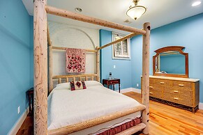 Community Courtyard & Fireplace: Cowan Apt!