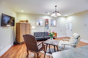 Community Courtyard & Fireplace: Cowan Apt!