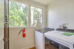 Walk to Lake Arrowhead Village: Gem w/ Lake Access