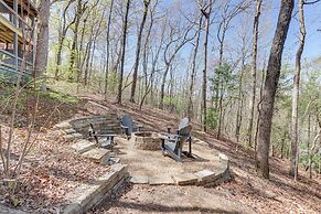 3 Mi to Dtwn: Blue Ridge Cabin w/ Hot Tub & Views