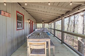 3 Mi to Dtwn: Blue Ridge Cabin w/ Hot Tub & Views