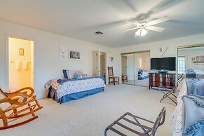 'pecan Creek Haus' Lake LBJ Retreat w/ Boat Dock!