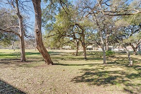 'pecan Creek Haus' Lake LBJ Retreat w/ Boat Dock!