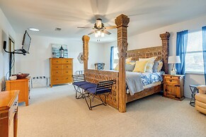 'pecan Creek Haus' Lake LBJ Retreat w/ Boat Dock!