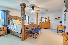 'pecan Creek Haus' Lake LBJ Retreat w/ Boat Dock!