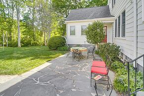 Walk to Dining & Shops: Historic Belmont Home