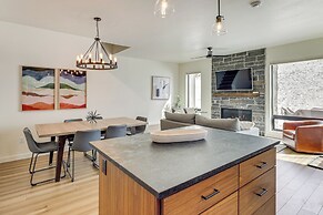 Walk to Ski Lift: Granby Ranch Family Retreat!