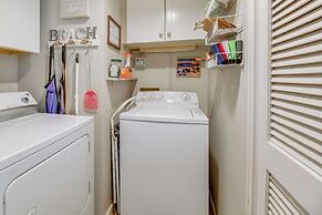 7th-floor Oceanfront Unit w/ Pools in Port Aransas