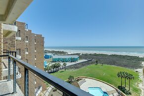 7th-floor Oceanfront Unit w/ Pools in Port Aransas