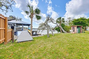 Waterfront Gem w/ Dock in Jacksonville