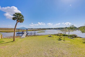 Waterfront Gem w/ Dock in Jacksonville