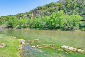 'rio Vista' Condo: Direct Guadalupe River Access!