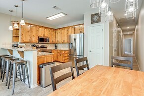 'rio Vista' Condo: Direct Guadalupe River Access!