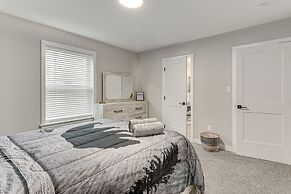 Lake & Pool Access: Poconos Family Getaway!