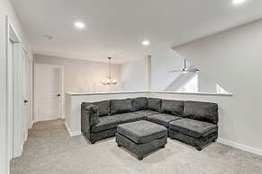 Lake & Pool Access: Poconos Family Getaway!