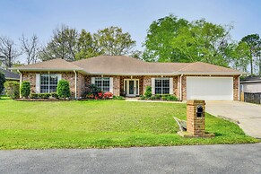 Hit the Greens, Bring Your Pets: Diamondhead Home!