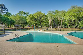 Hit the Greens, Bring Your Pets: Diamondhead Home!