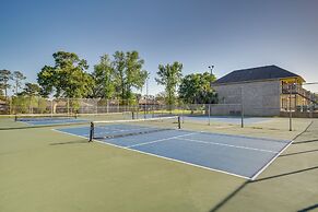 Hit the Greens, Bring Your Pets: Diamondhead Home!