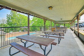 2 Mi to Silver Dollar City: Condo in Branson West