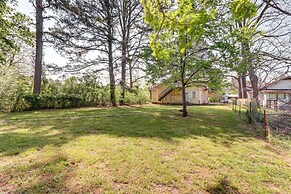 Explore the Ozarks: Arkansas Family Home!